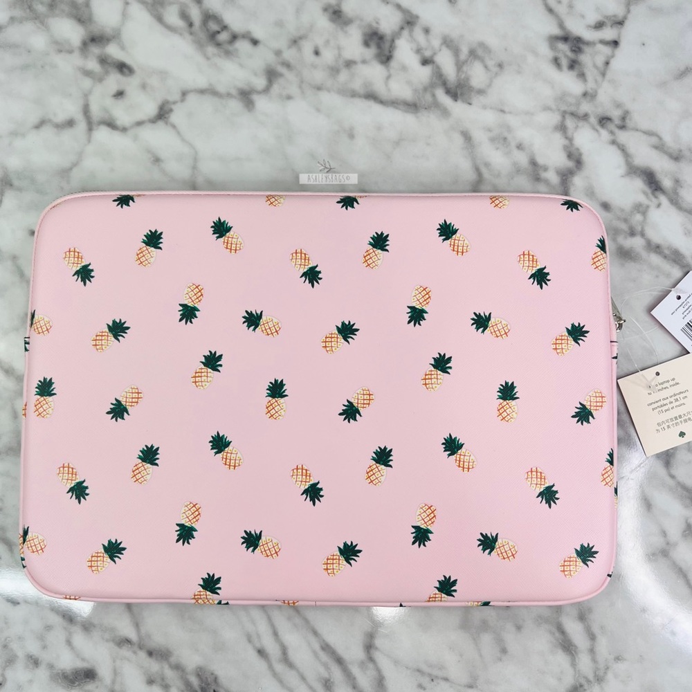 Kate Spade Staci Pineapple Printed Stars L-zip Universal Laptop Sleeve - Picture 2 of 5